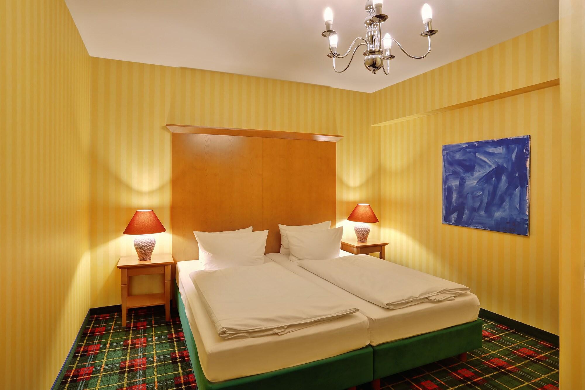 Gruenau Hotel Berlijn Buitenkant foto