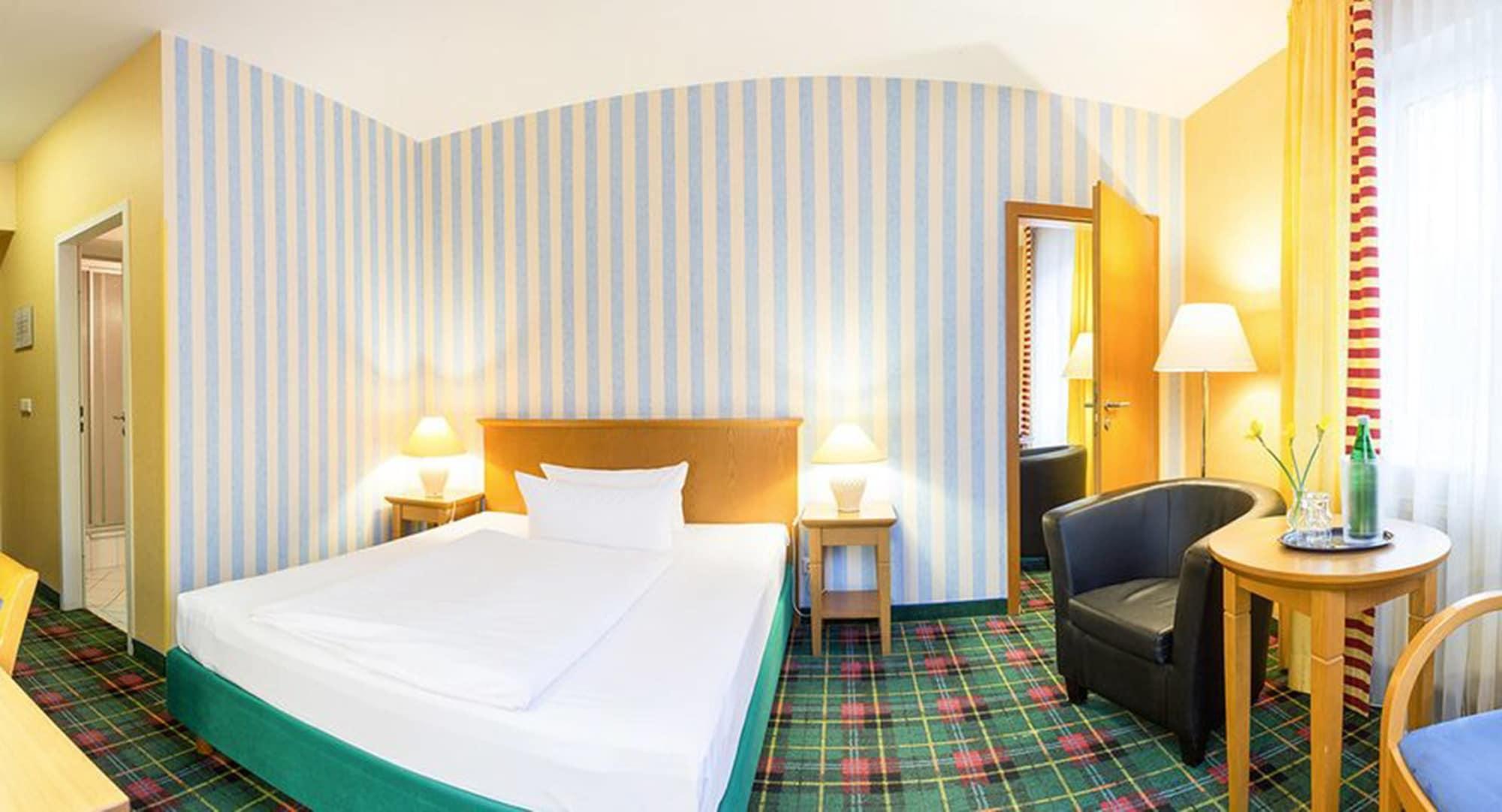Gruenau Hotel Berlijn Buitenkant foto