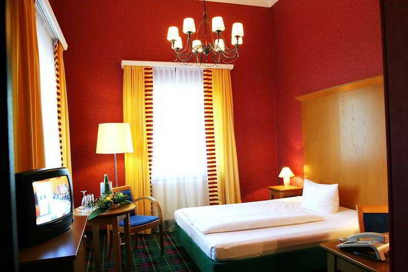 Gruenau Hotel Berlijn Kamer foto